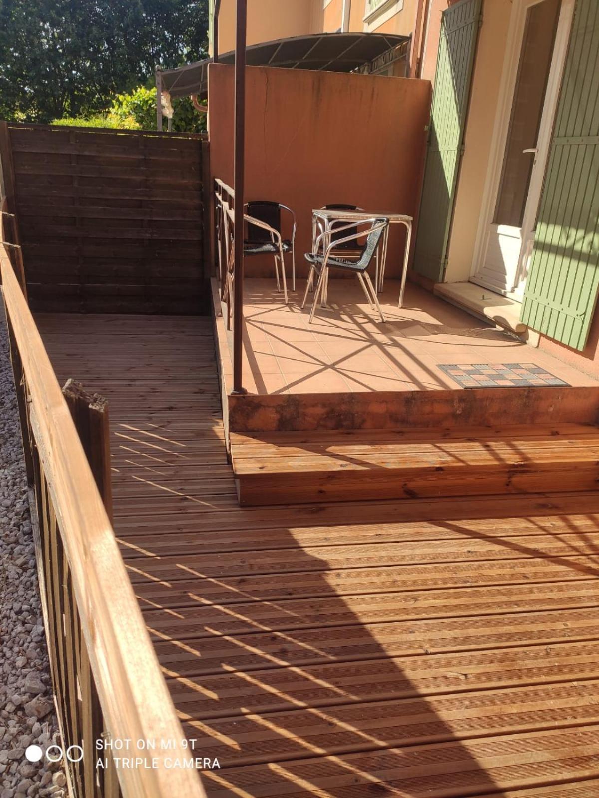 Gite Les Coquelicots 2 Quartier Residentiel LʼIsle-sur-la-Sorgue المظهر الخارجي الصورة