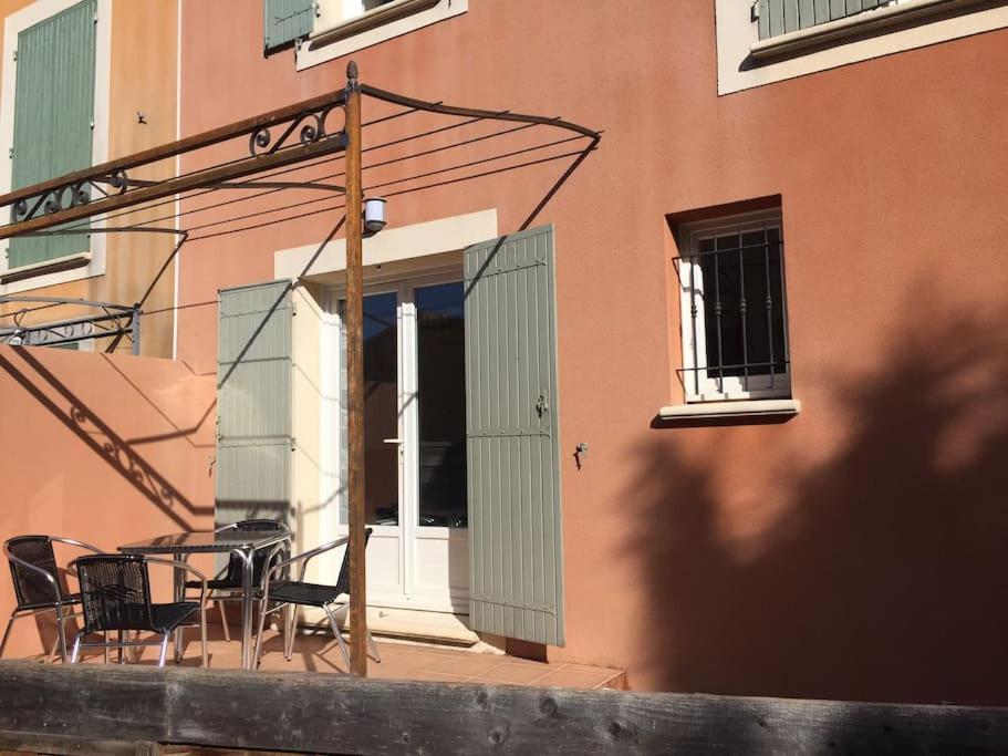 Gite Les Coquelicots 2 Quartier Residentiel LʼIsle-sur-la-Sorgue المظهر الخارجي الصورة